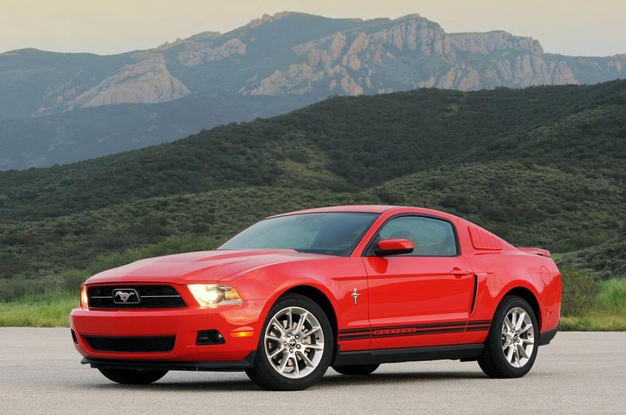  Ford Mustang V6 2011 года  (фото 53 из 93)